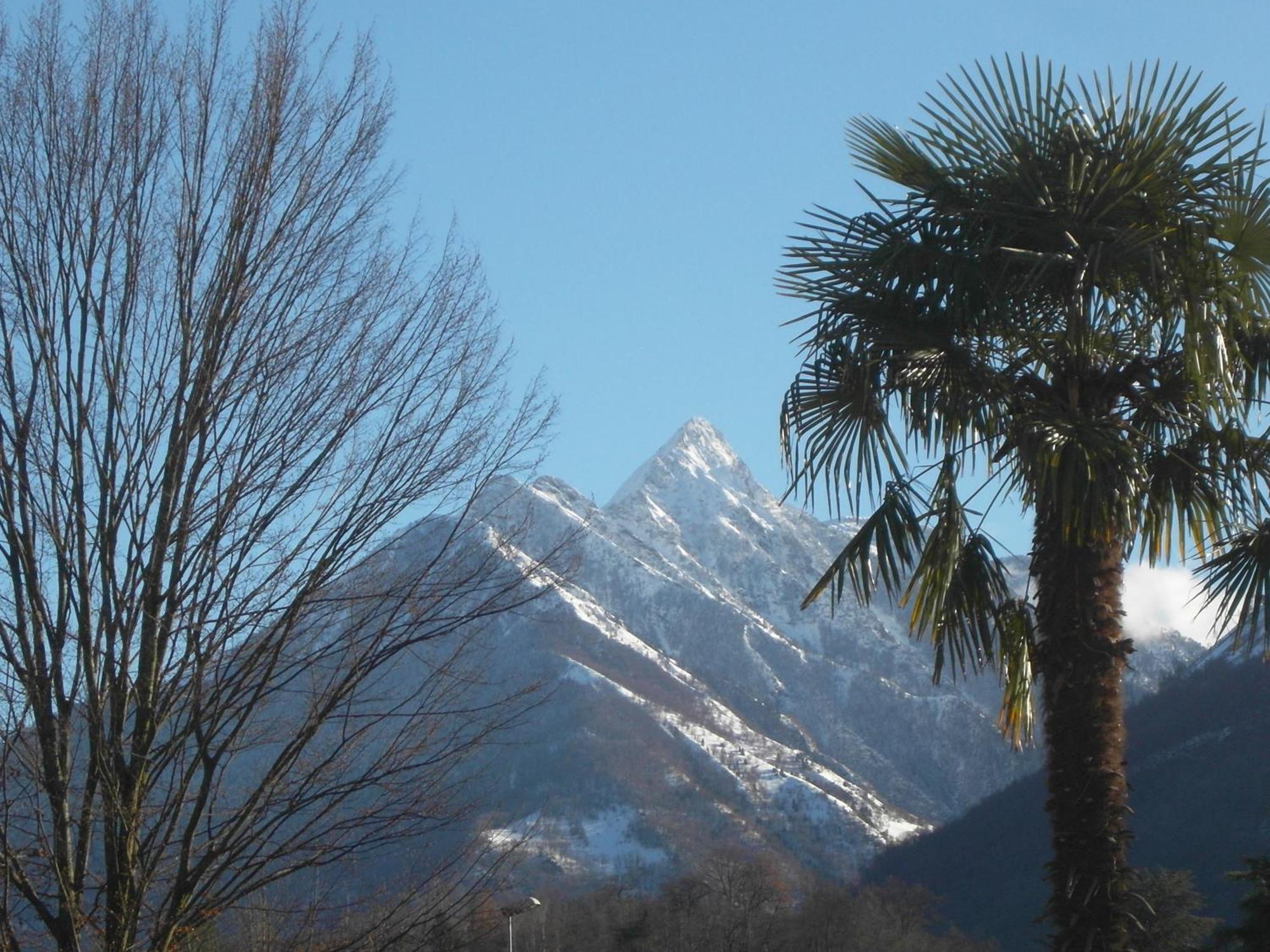 Logis Hotel Le Miramont Argeles-Gazost Luaran gambar