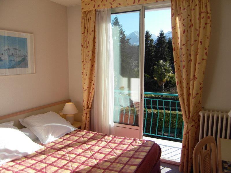 Logis Hotel Le Miramont Argeles-Gazost Bilik gambar
