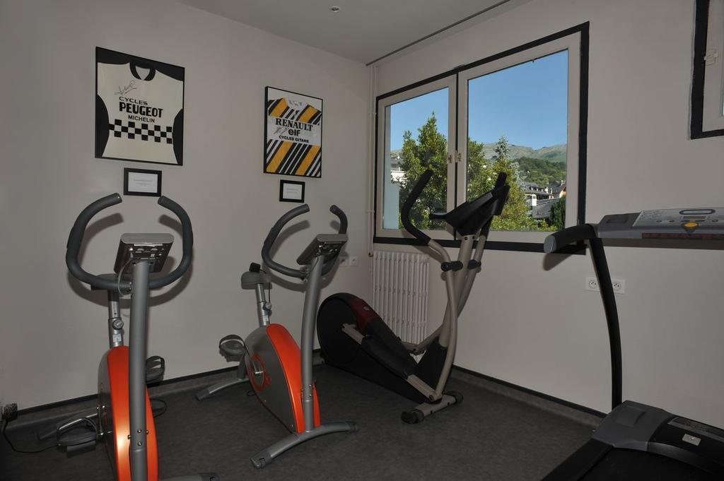 Logis Hotel Le Miramont Argeles-Gazost Luaran gambar