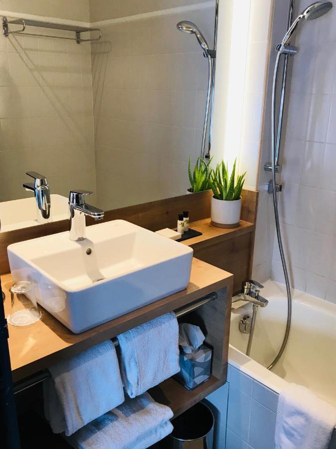 Logis Hotel Le Miramont Argeles-Gazost Luaran gambar